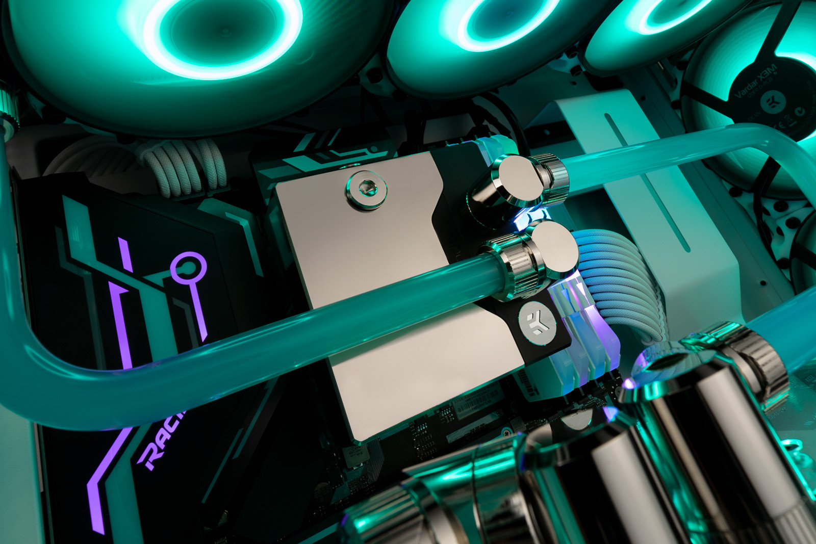 EKWB Quantum Velocity 2 DDC Pump/Reservoir 1700 CPU Block Combo, Nickel + Plexi - Picture 3 of 6