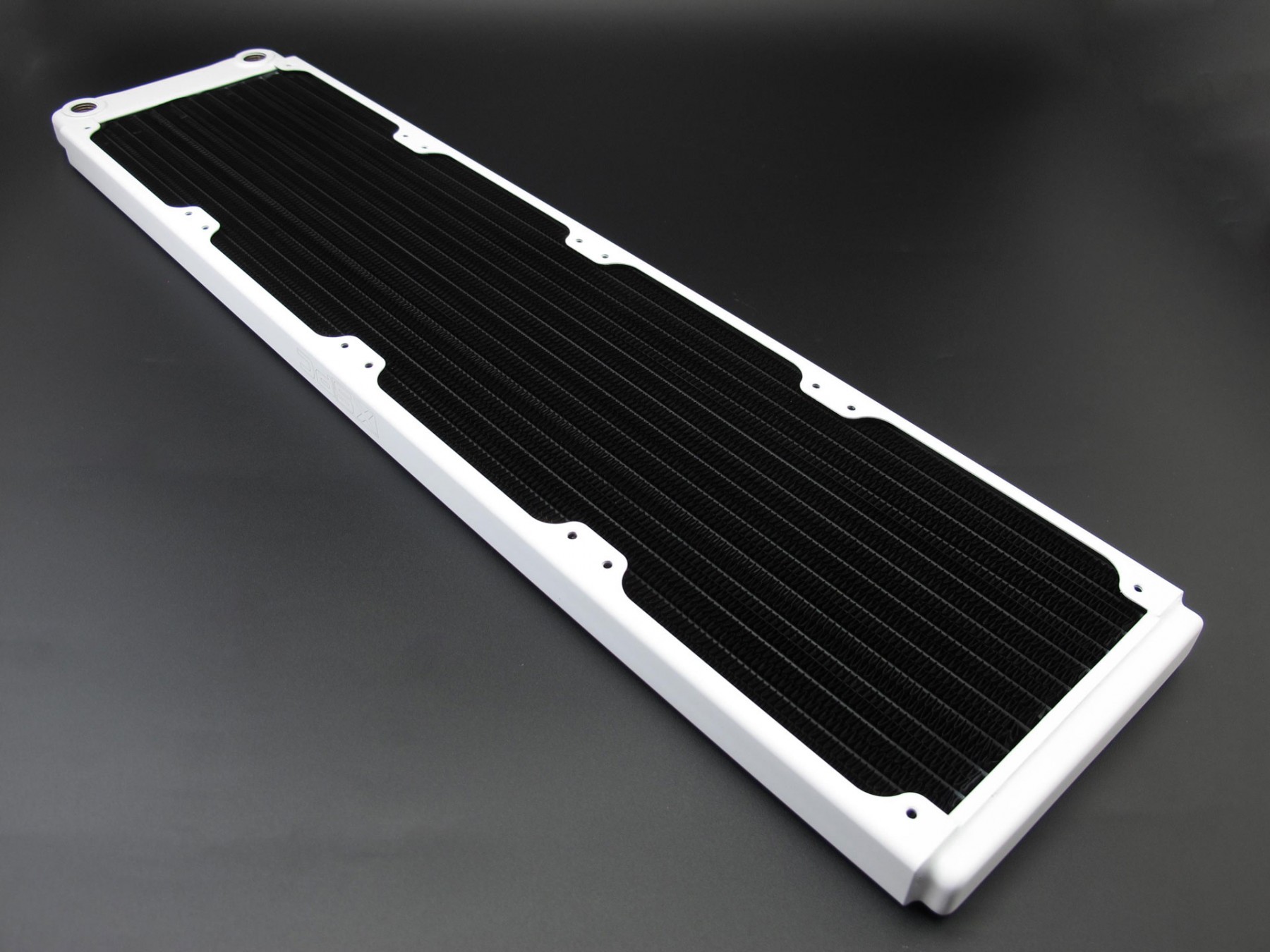 XSPC TX480 Ultra Thin Radiator, 120mm x 4, Quad Fan, White - Picture 2 of 7