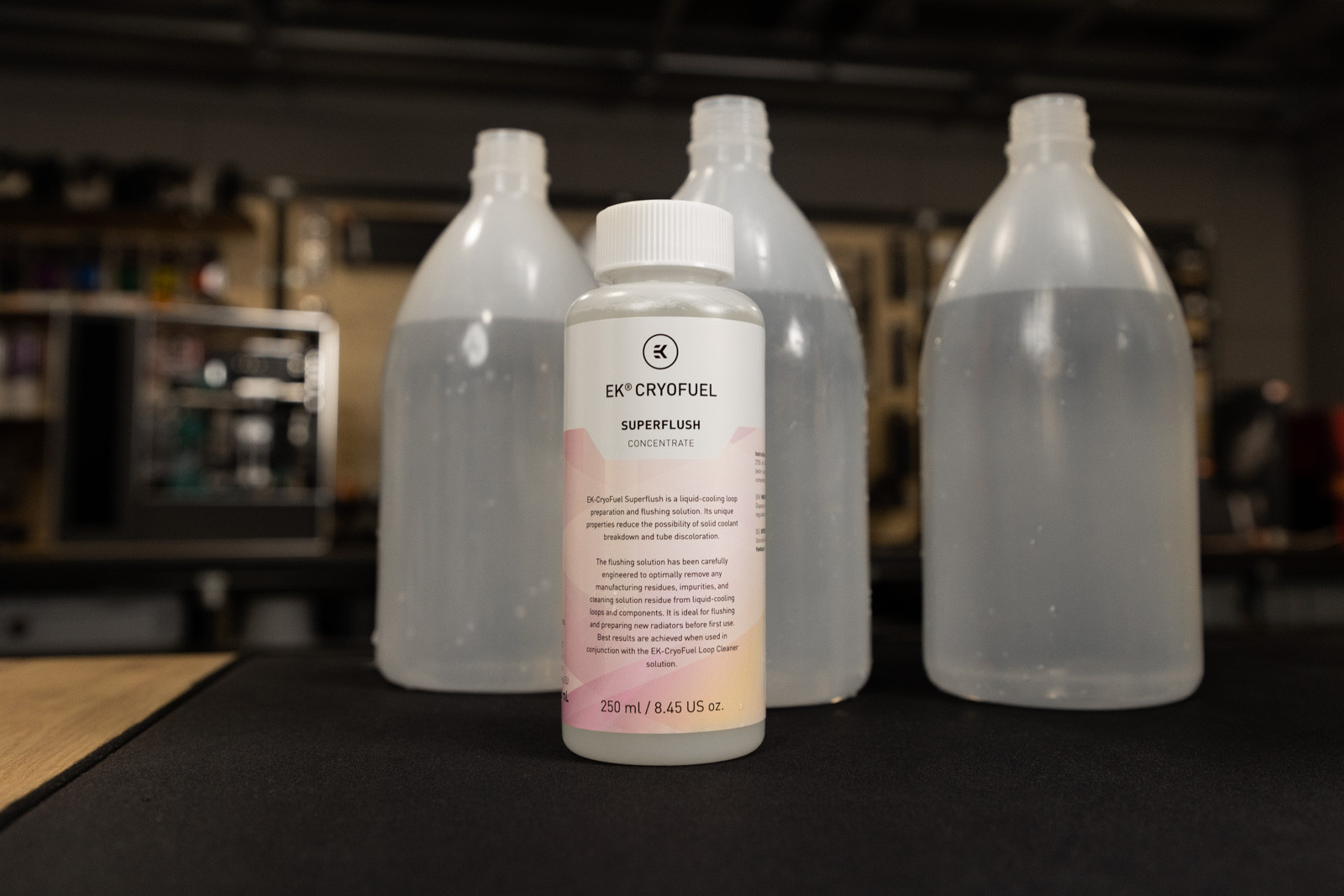 Paquete de botella de llenado y concentrado superflush EK-CryoFuel EKWB EK-CryoFuel - Imagen 2 de 3