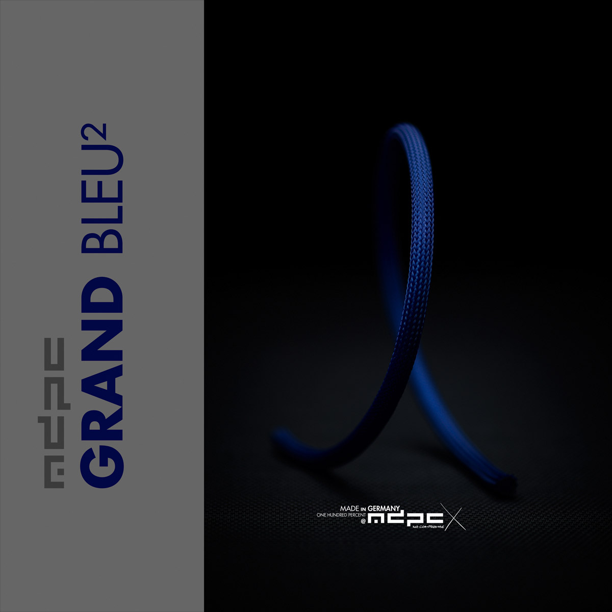 MDPC-X Medium (SATA) Cable Sleeving, Grand-Bleu 2, 10-foot - Picture 1 of 1